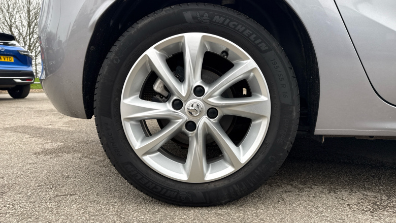 Vauxhall Corsa 1.2 Turbo SE Nav 5dr Petrol Hatchback